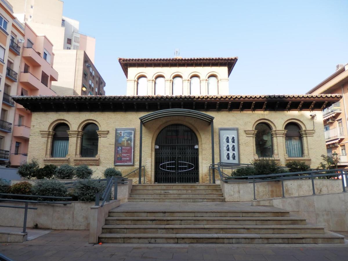 サラゴサApartamento Teatro Del Mercadoアパートメント エクステリア 写真